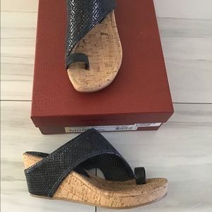 Donald Pliner Wedges